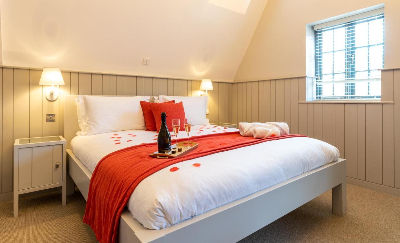 The Lawrance Luxury - York